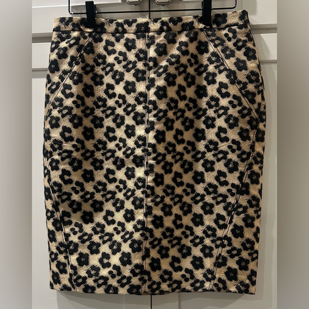 Ann Taylor black and gold pencil skirt